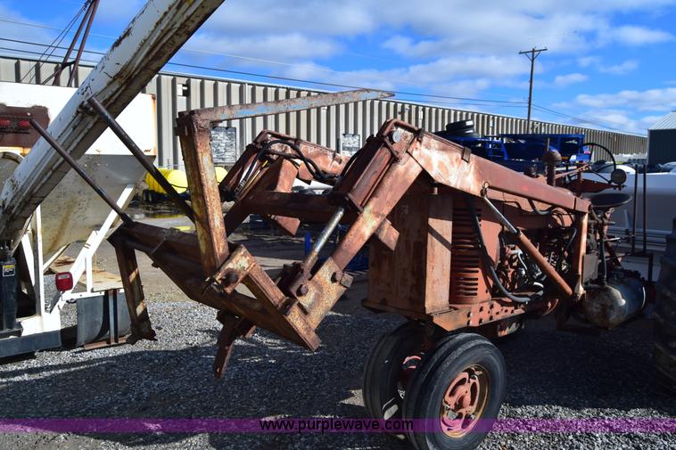 image for item K4471 Farmall M tractor