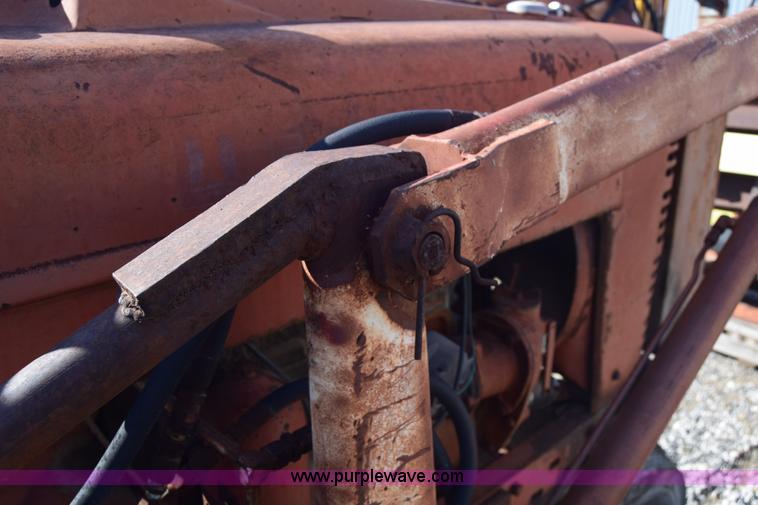 image for item K4471 Farmall M tractor