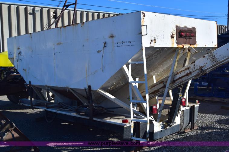 image for item K4474 Load Runner seed tender