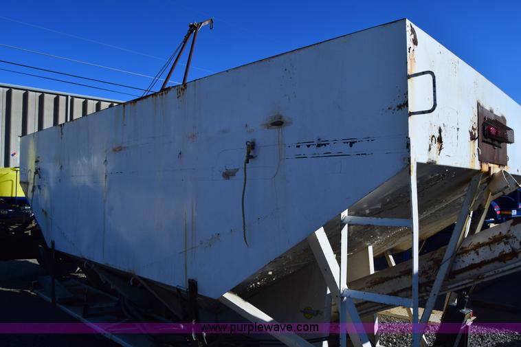 image for item K4474 Load Runner seed tender