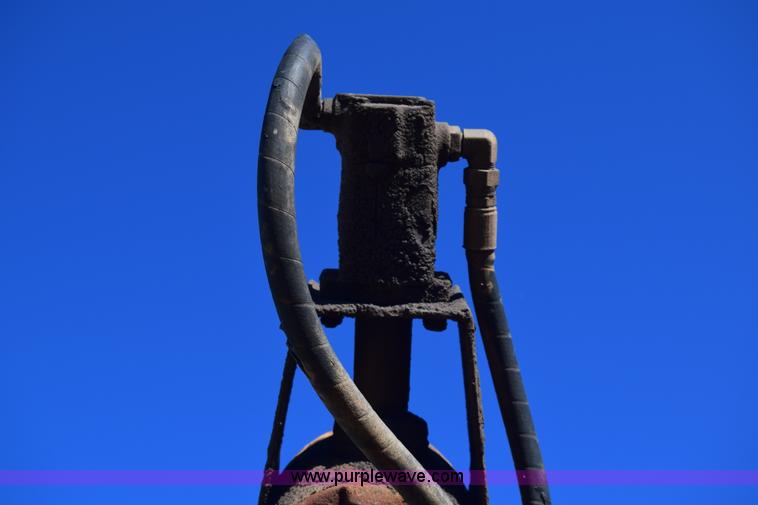 image for item K4474 Load Runner seed tender