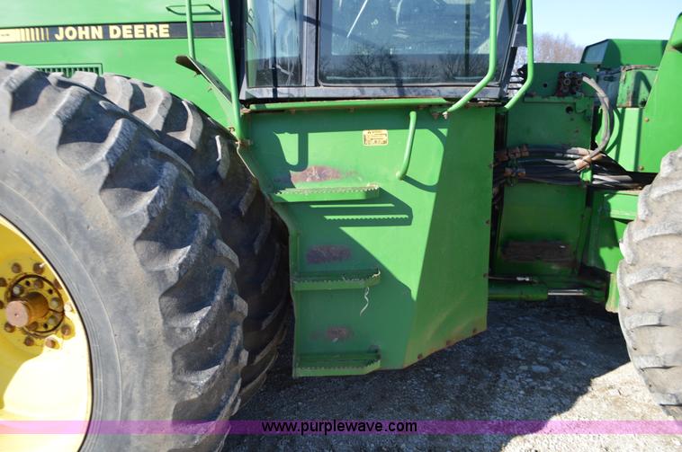 image for item K5401 1989 John Deere 8960 4WD tractor