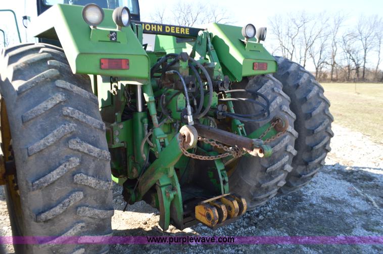 image for item K5401 1989 John Deere 8960 4WD tractor