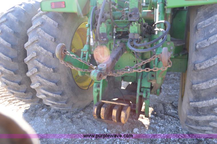 image for item K5401 1989 John Deere 8960 4WD tractor
