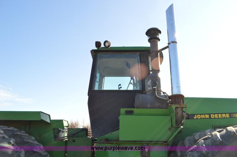 image for item K5401 1989 John Deere 8960 4WD tractor