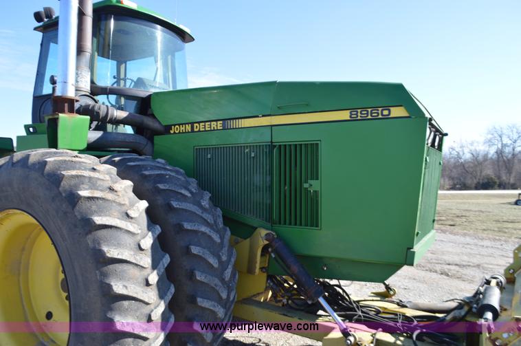 image for item K5401 1989 John Deere 8960 4WD tractor