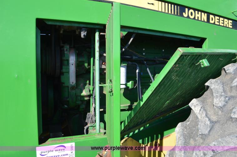 image for item K5401 1989 John Deere 8960 4WD tractor