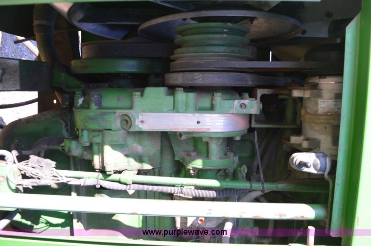 image for item K5401 1989 John Deere 8960 4WD tractor