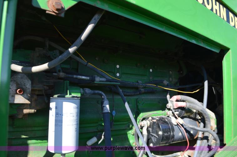 image for item K5401 1989 John Deere 8960 4WD tractor