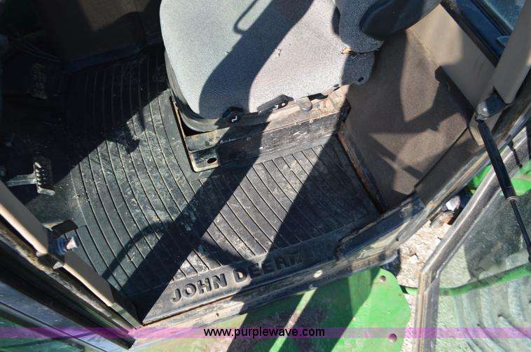 image for item K5401 1989 John Deere 8960 4WD tractor