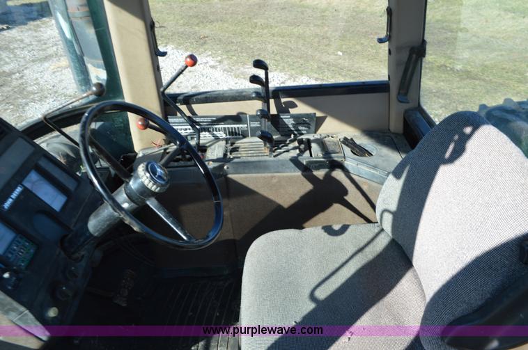 image for item K5401 1989 John Deere 8960 4WD tractor