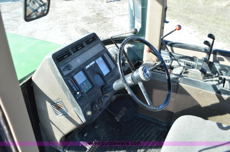 image for item K5401 1989 John Deere 8960 4WD tractor