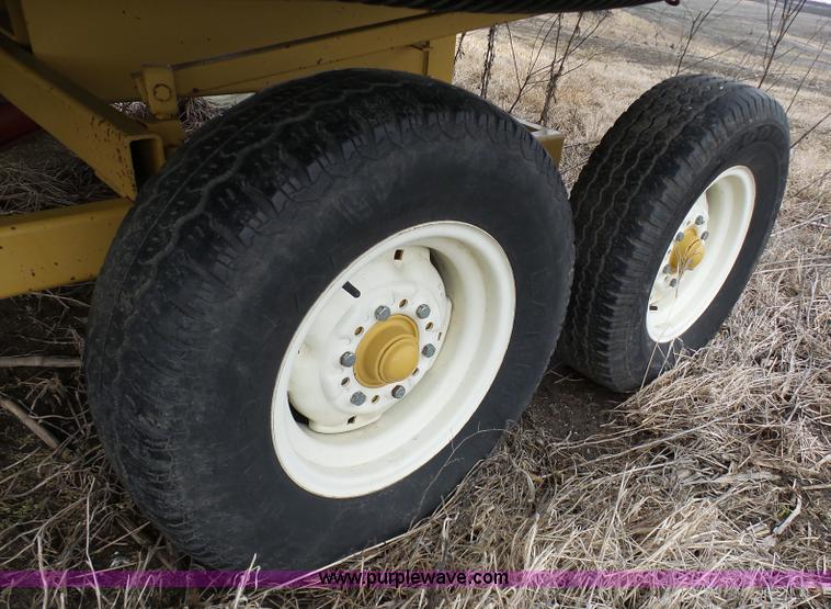 image for item K7627 Tile spool trailer