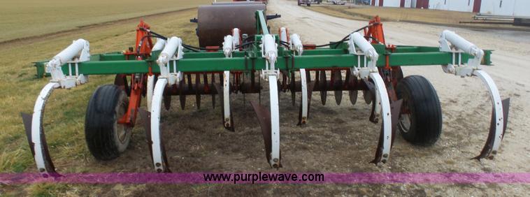 image for item K7639 Glenco soil saver chisel plow