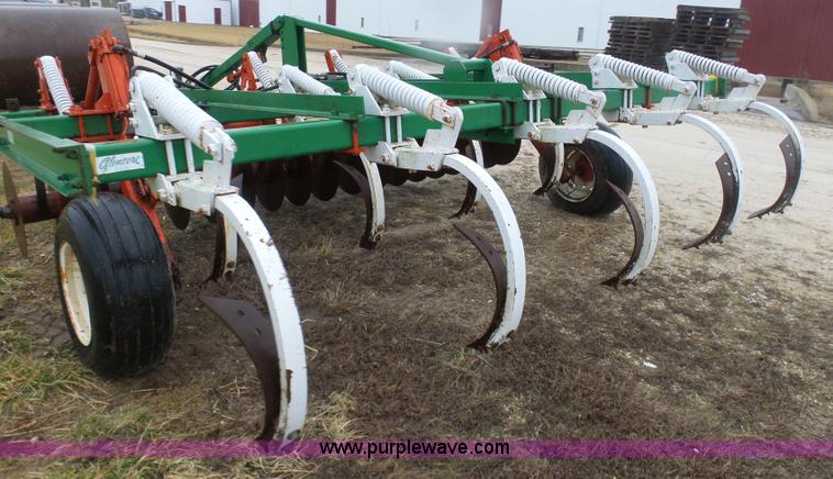 image for item K7639 Glenco soil saver chisel plow