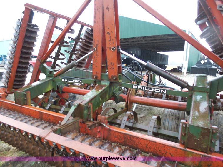 image for item K7645 Brillion cultipacker