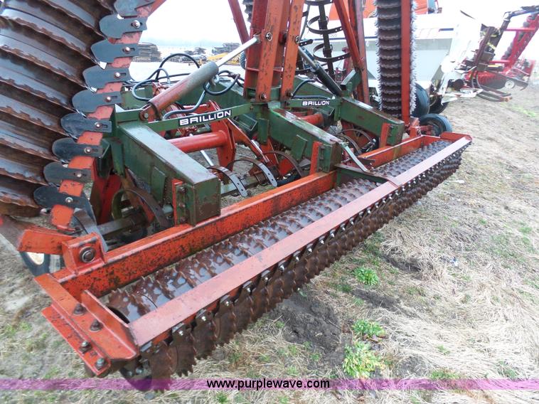 image for item K7645 Brillion cultipacker