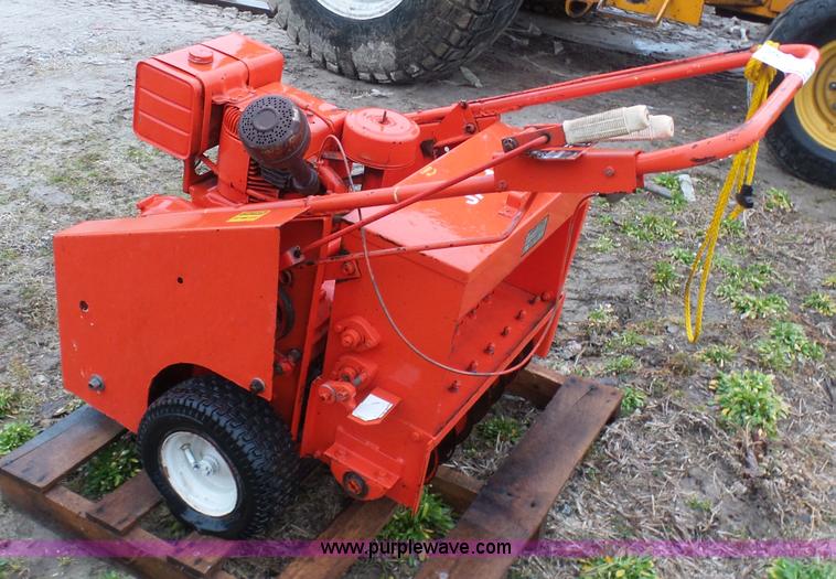 image for item K7648 Jacobsen split seeder