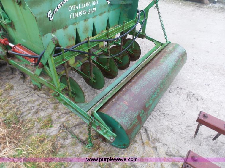 image for item K7655 Sprigger seeder
