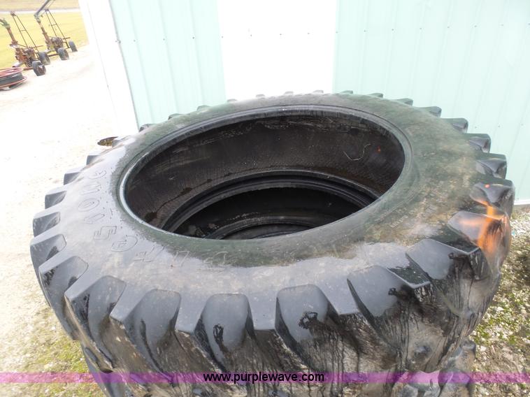 image for item K7657 (6) tires
