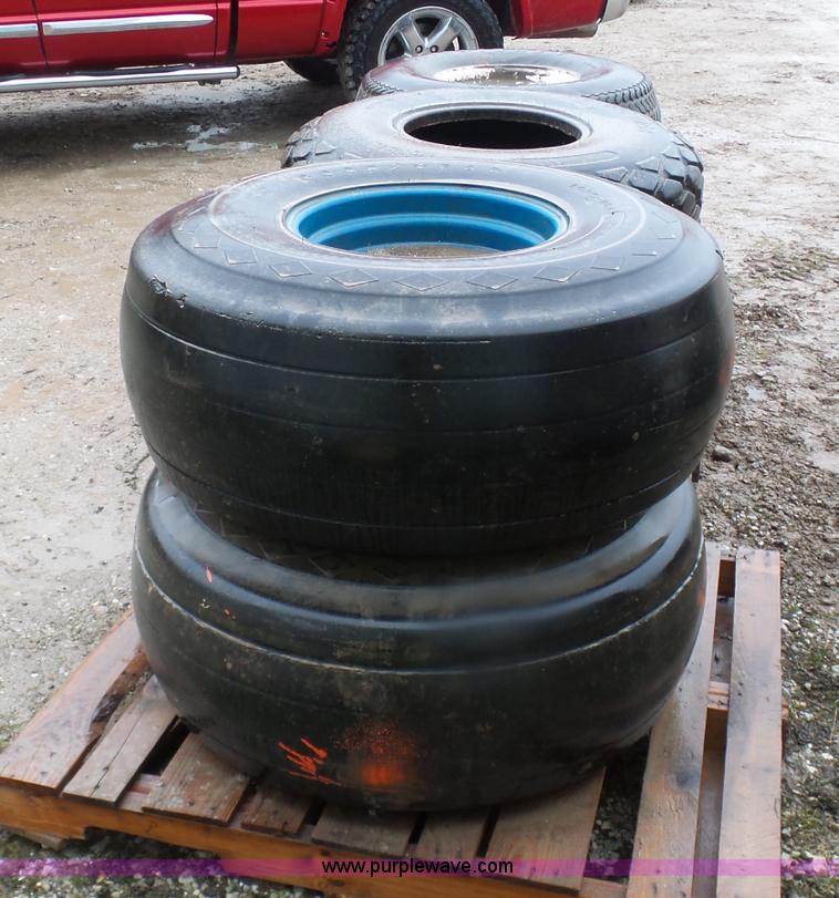 image for item K7658 (6) tires