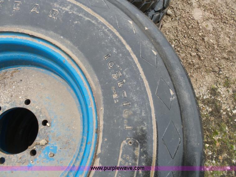 image for item K7658 (6) tires