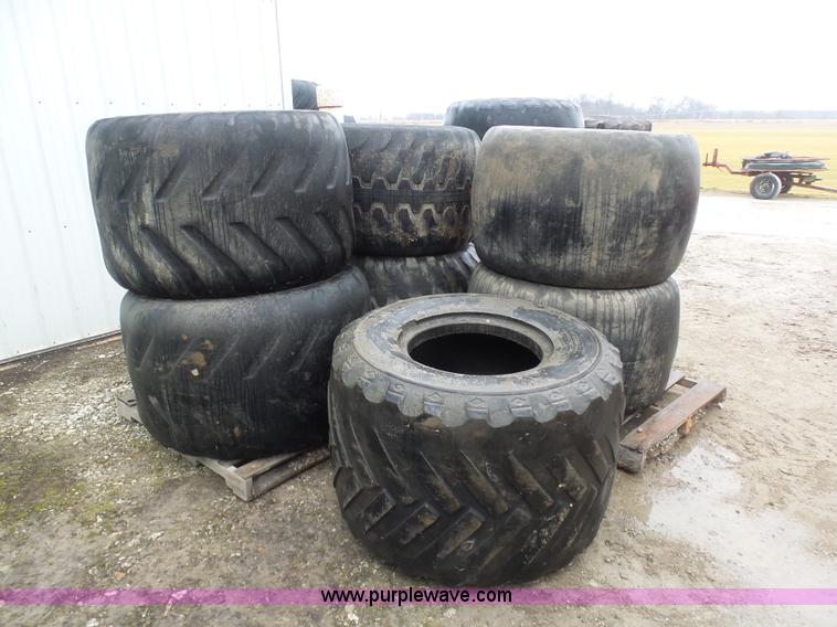 image for item K7659 (7) 48x31-20 flotation tires
