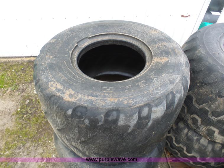 image for item K7659 (7) 48x31-20 flotation tires