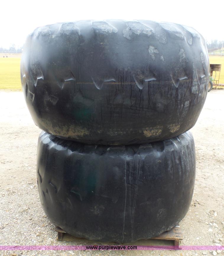 image for item K7660 (4) 67x34-25 flotation tires