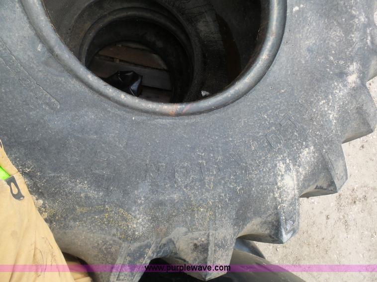 image for item K7660 (4) 67x34-25 flotation tires