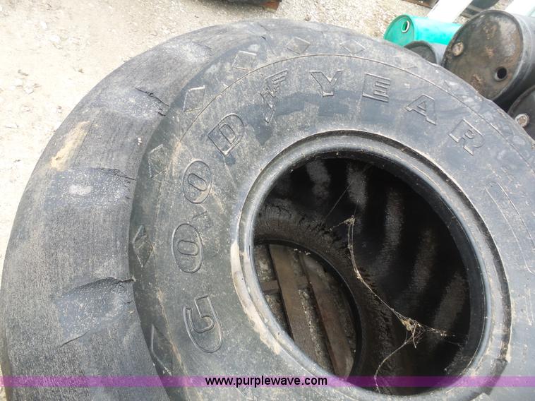 image for item K7661 (3) 66x43-25 flotation tires