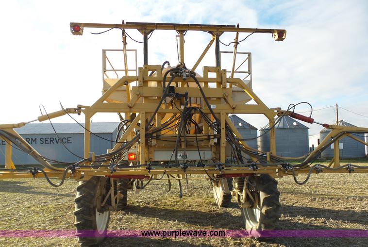 image for item K7668 1996 Tyler Patriot W2 self-propelled sprayer