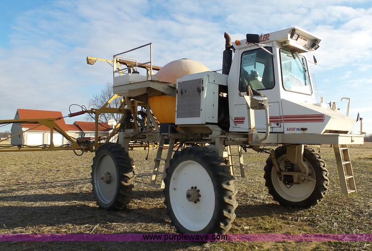 image for item K7668 1996 Tyler Patriot W2 self-propelled sprayer
