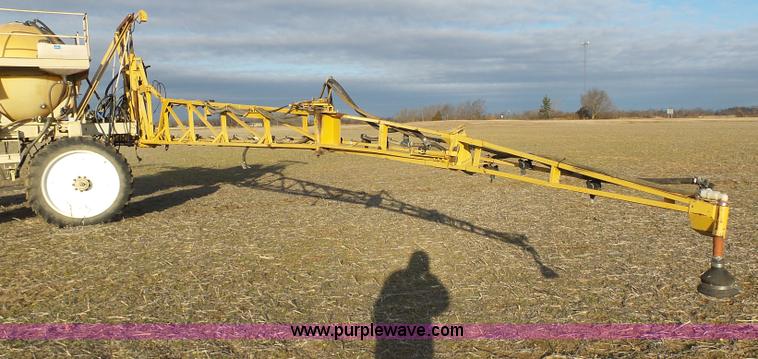 image for item K7668 1996 Tyler Patriot W2 self-propelled sprayer