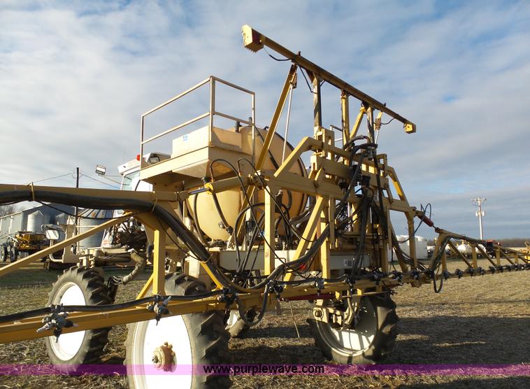 image for item K7668 1996 Tyler Patriot W2 self-propelled sprayer