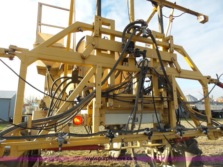 image for item K7668 1996 Tyler Patriot W2 self-propelled sprayer