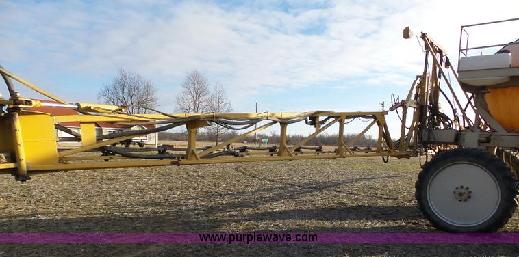 image for item K7668 1996 Tyler Patriot W2 self-propelled sprayer