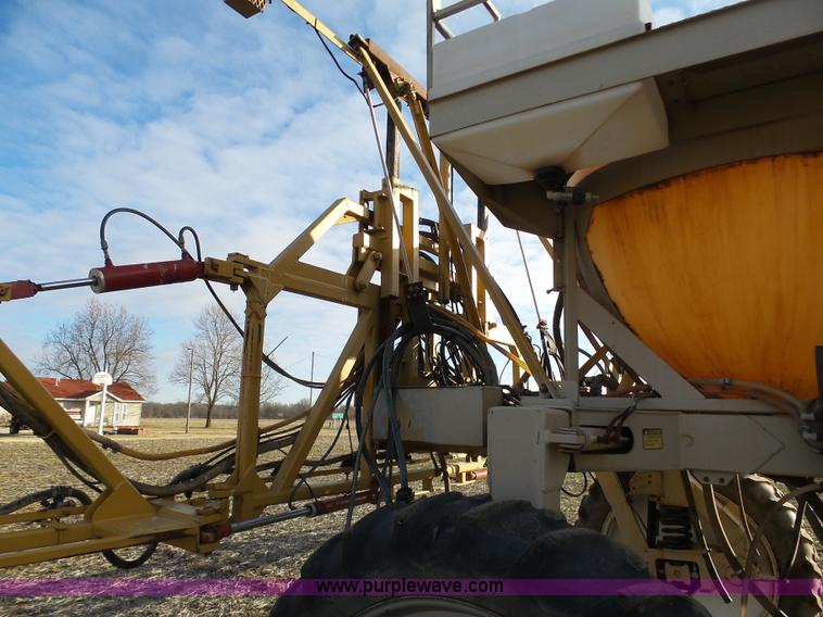 image for item K7668 1996 Tyler Patriot W2 self-propelled sprayer