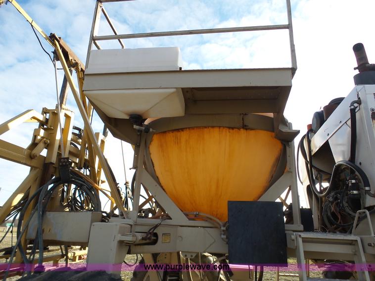 image for item K7668 1996 Tyler Patriot W2 self-propelled sprayer