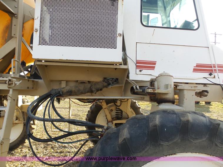 image for item K7668 1996 Tyler Patriot W2 self-propelled sprayer