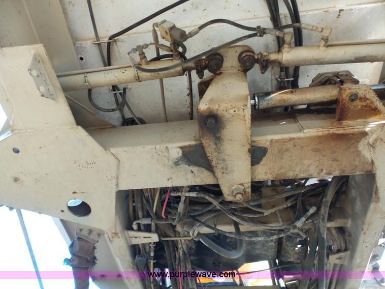 image for item K7668 1996 Tyler Patriot W2 self-propelled sprayer