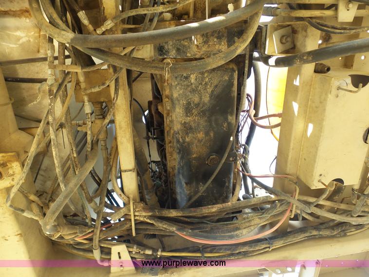 image for item K7668 1996 Tyler Patriot W2 self-propelled sprayer