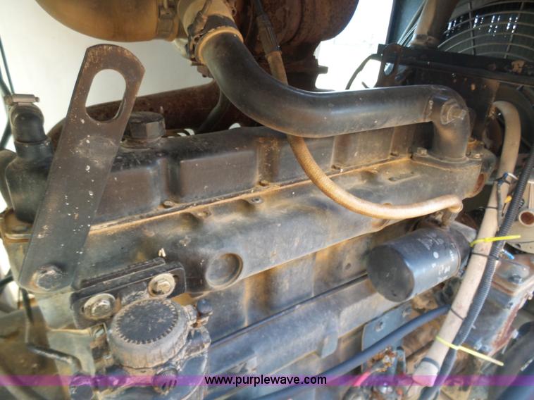 image for item K7668 1996 Tyler Patriot W2 self-propelled sprayer