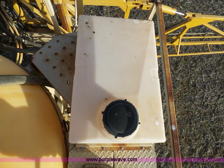 image for item K7668 1996 Tyler Patriot W2 self-propelled sprayer