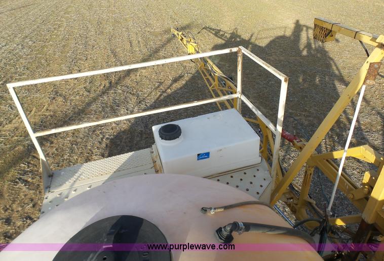 image for item K7668 1996 Tyler Patriot W2 self-propelled sprayer