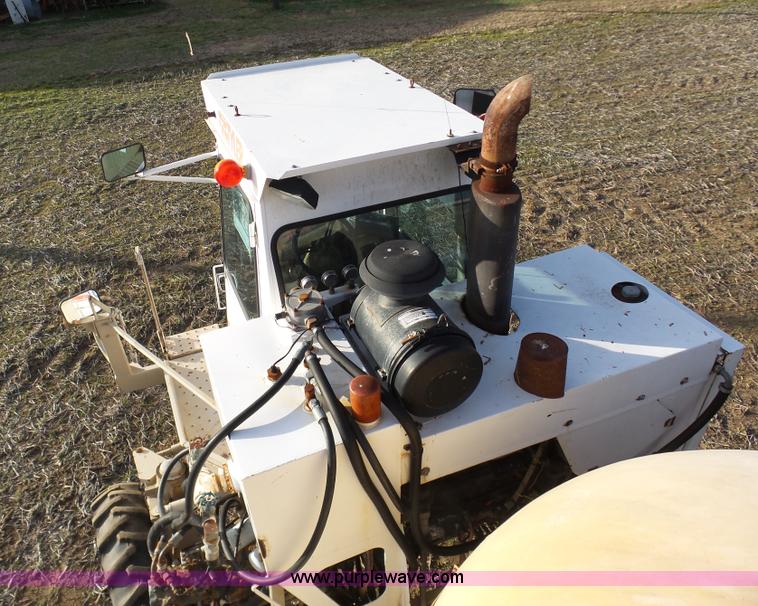 image for item K7668 1996 Tyler Patriot W2 self-propelled sprayer