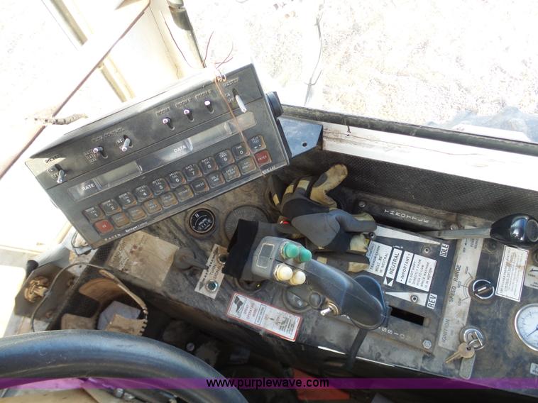 image for item K7668 1996 Tyler Patriot W2 self-propelled sprayer