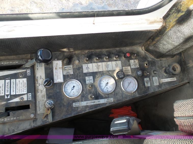 image for item K7668 1996 Tyler Patriot W2 self-propelled sprayer