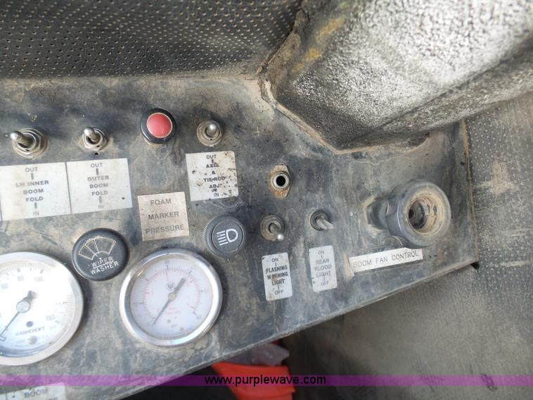 image for item K7668 1996 Tyler Patriot W2 self-propelled sprayer