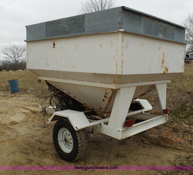 image for item K7672 Seed tender